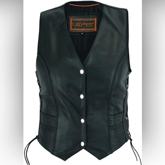 Women's Braided Leather Vest - Picture 2 of 16